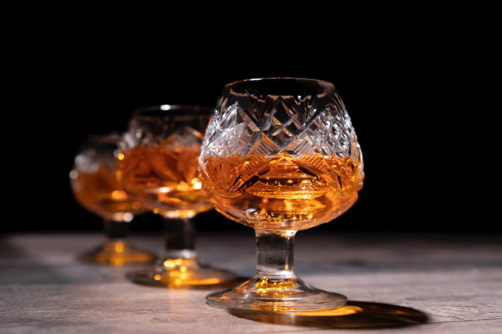 The History and Evolution of Whiskey Glasses